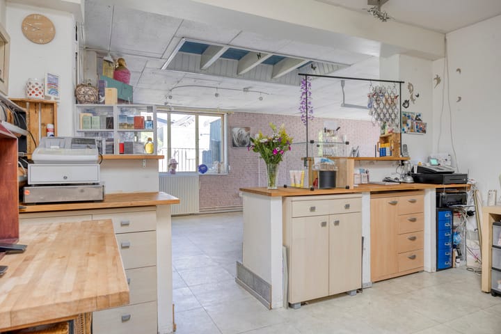 Foto 22 van Burg van Gorselstraat 12