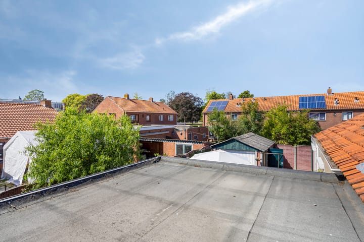 Foto 36 van Burg van Gorselstraat 12