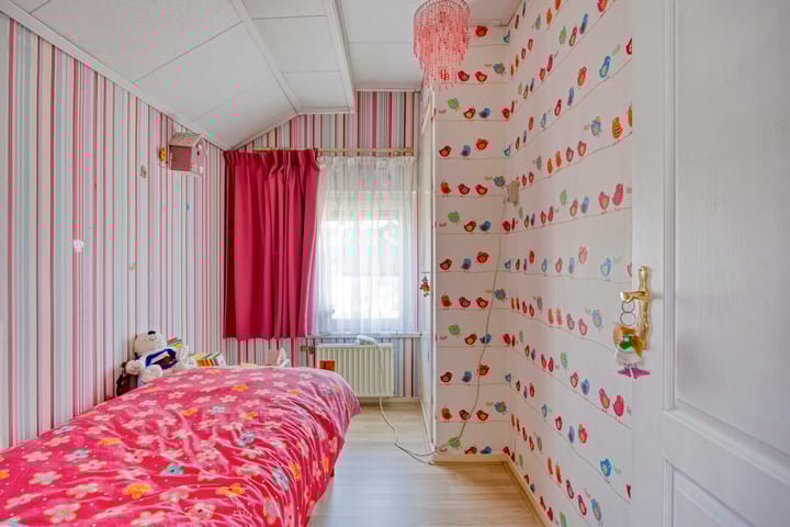 Foto 37 van Burg van Gorselstraat 12