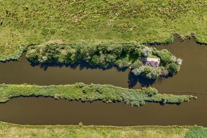 Oosteinde main image