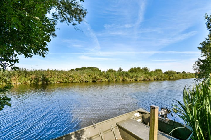 Photo 9 of Oosteinde