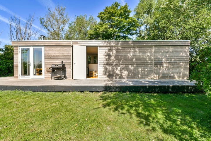 Photo 11 of Oosteinde