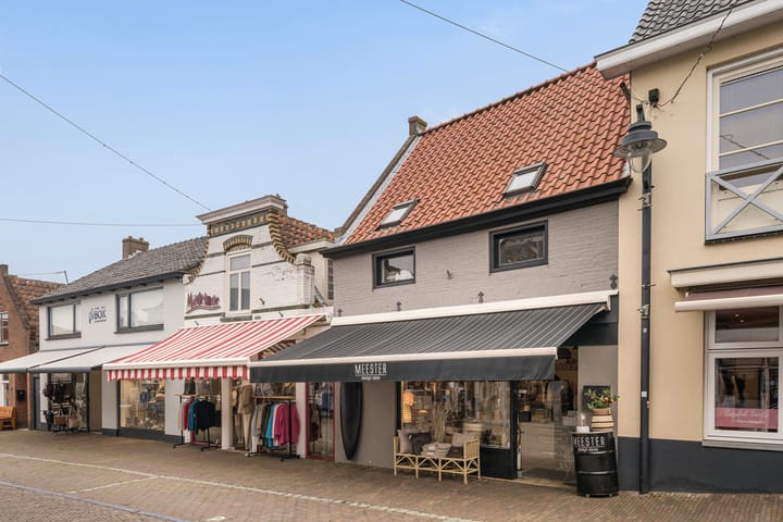 Photo 23 of Weststraat 4