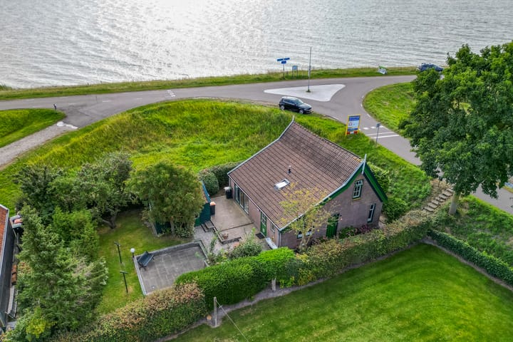 Photo 1 of Oosterleek 2