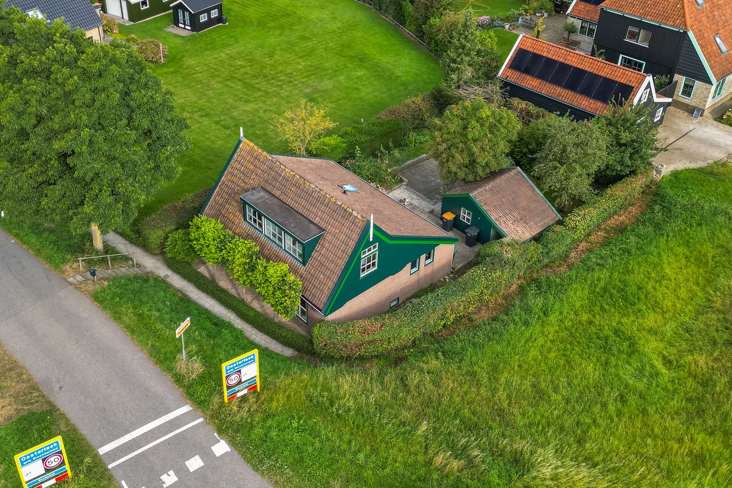 Photo 4 of Oosterleek 2