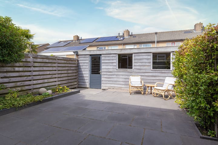 Photo 24 of Dokter Pinxterplantsoen 53