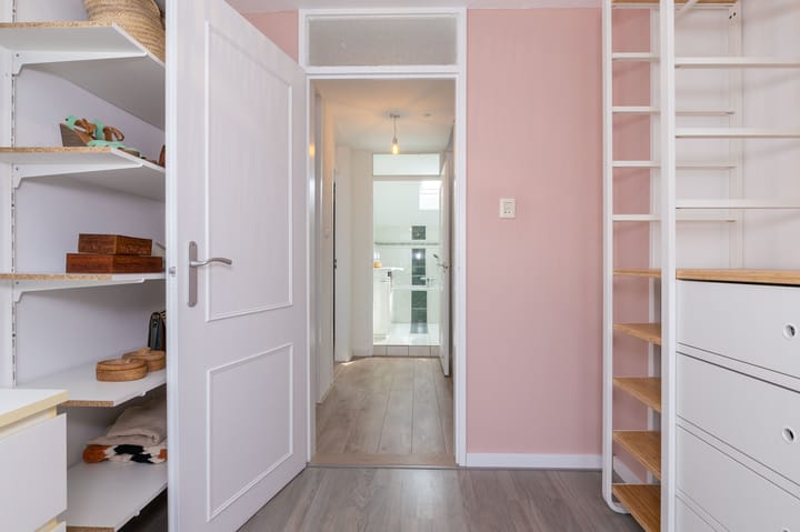 Photo 36 of Dokter Pinxterplantsoen 53