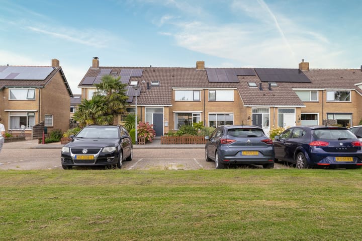 Photo 48 of Dokter Pinxterplantsoen 53