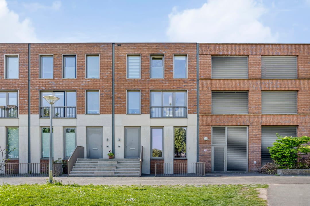 Photo 1 of Spoorweghavenplein 2