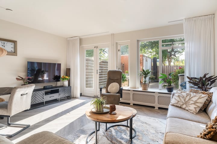 Foto 12 van Castor 37