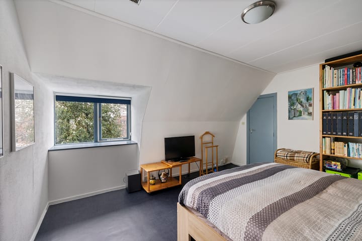 Photo 24 of van Heutszpark 3