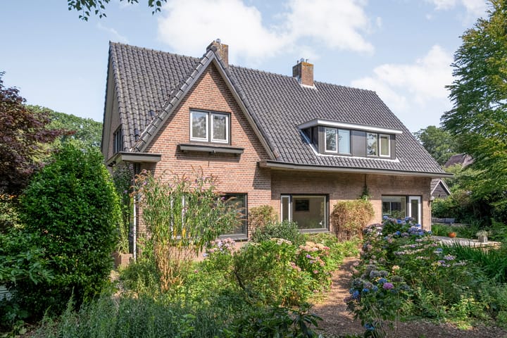 Photo 42 of van Heutszpark 3