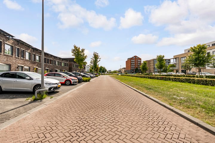 Foto 36 van Roald Amundsenstraat 156