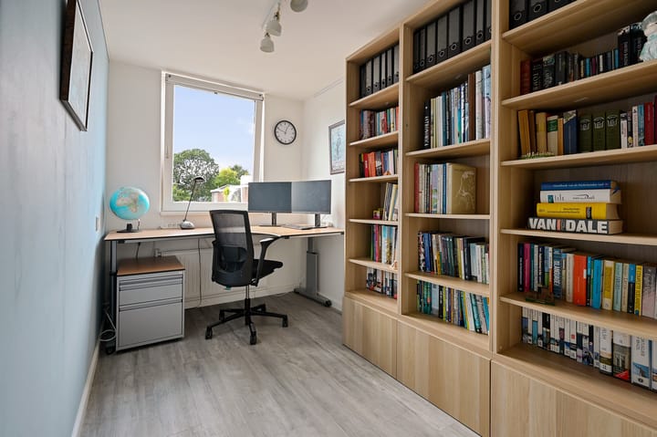 Photo 19 of Heeswijkstraat 42