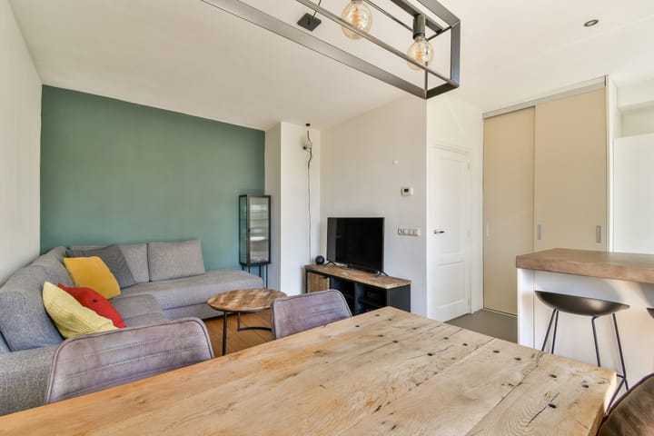 Photo 5 of Vrolikstraat 46-2