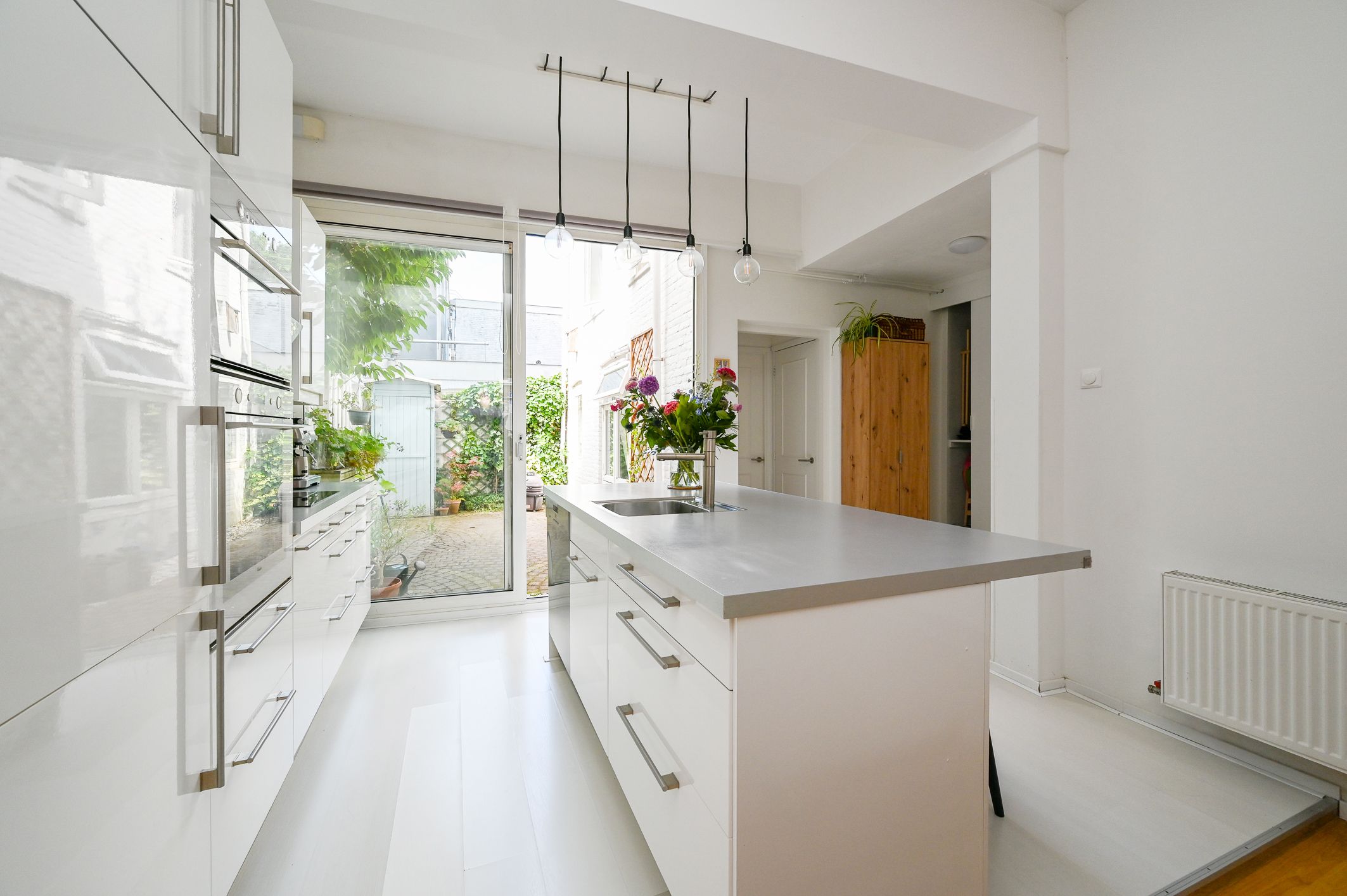 Foto 9 van Van Diemenstraat 188