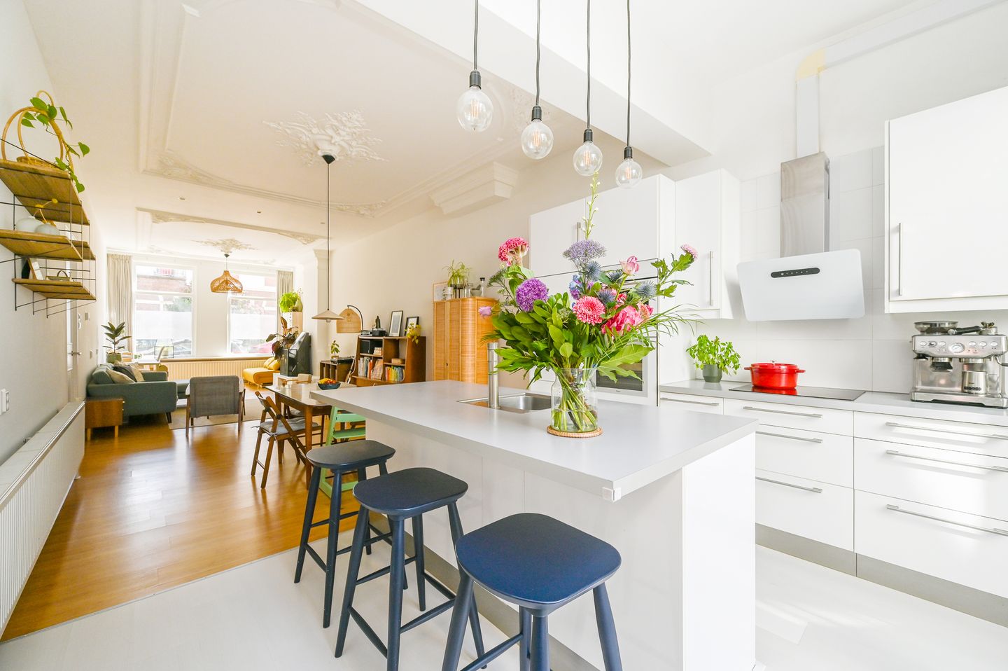 Foto 10 van Van Diemenstraat 188