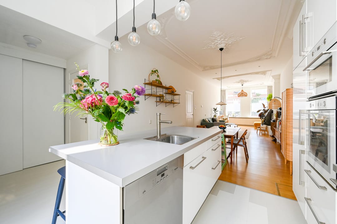 Foto 11 van Van Diemenstraat 188