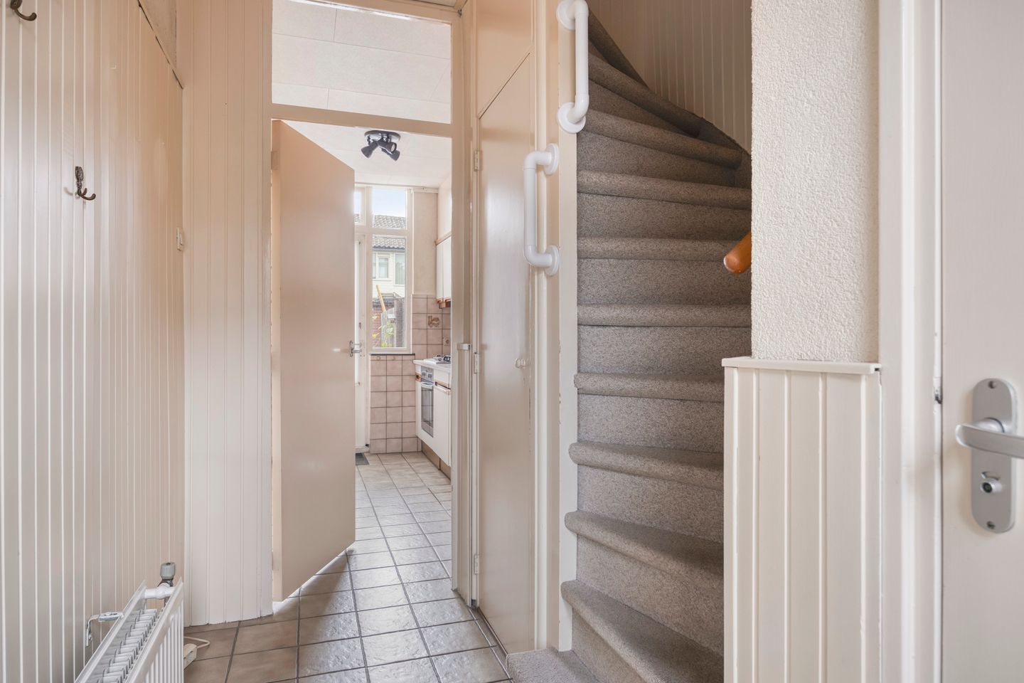 Foto 4 van Pijnboomstraat 10