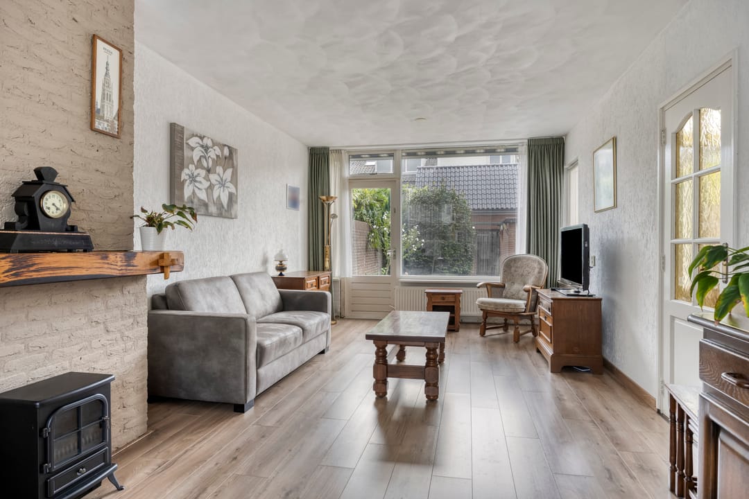 Foto 7 van Pijnboomstraat 10