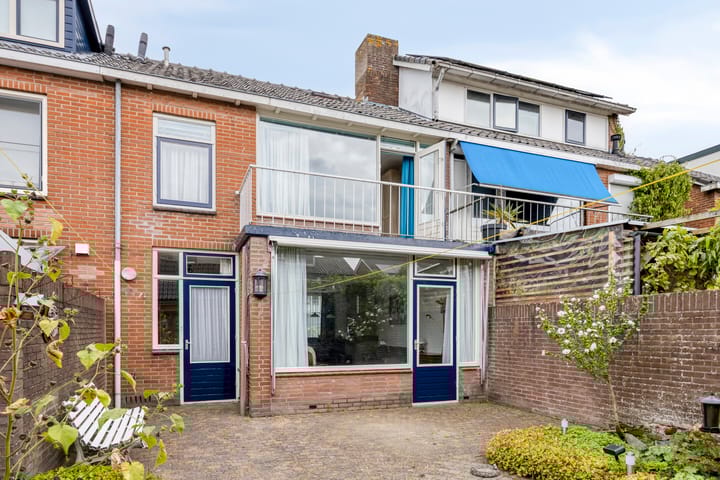 Foto 17 van Pijnboomstraat 10