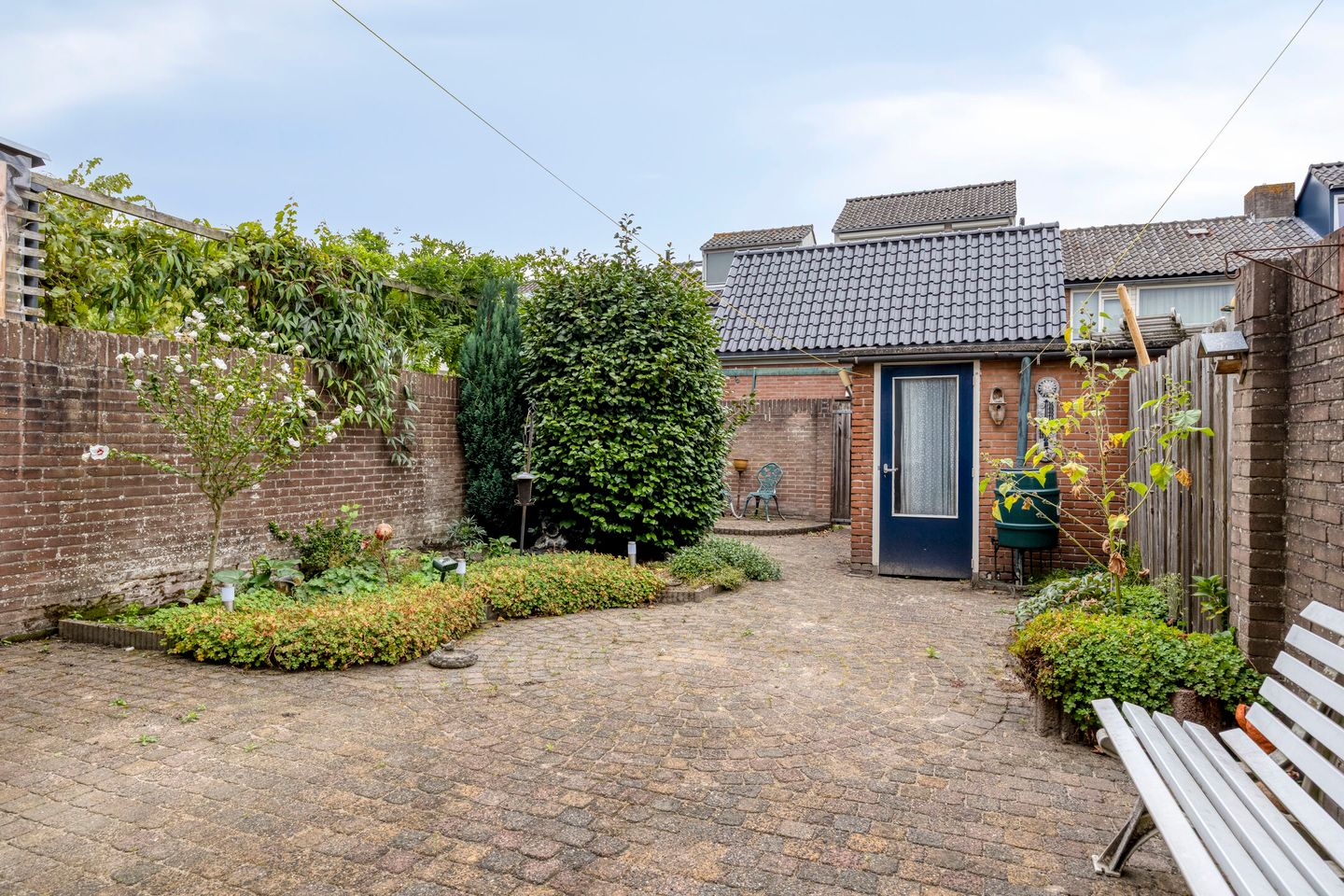 Foto 20 van Pijnboomstraat 10