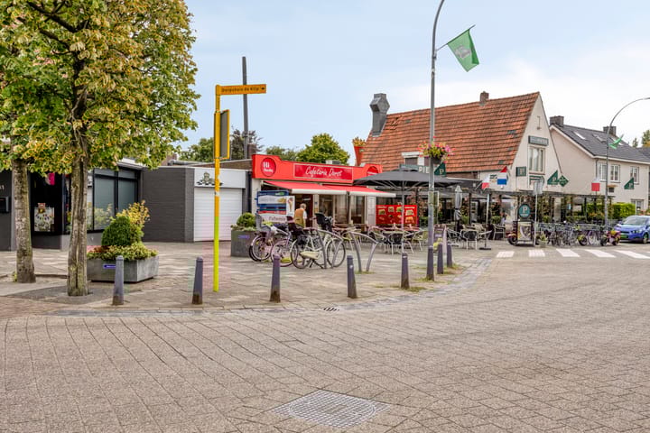 Foto 40 van Pijnboomstraat 10