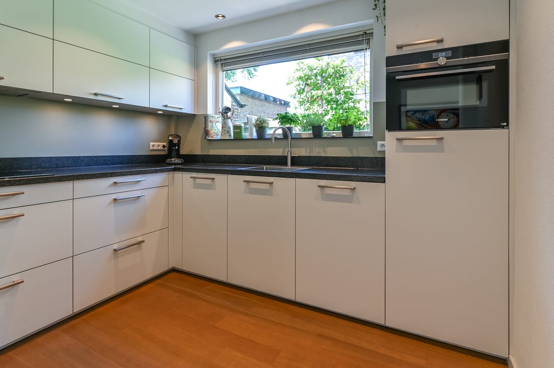 Photo 16 of Molenveltlaan 32