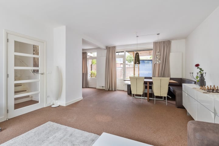 Foto 16 van Dr. Struyckenstraat 166