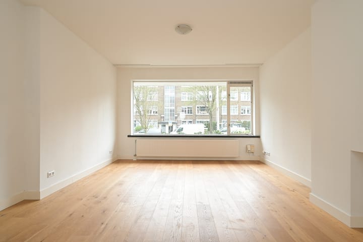 Photo 5 of Van Alkemadelaan 259