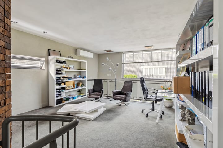 Photo 33 of IJsvogelstraat 9