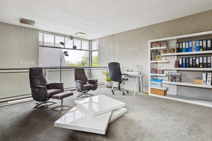 Photo 34 of IJsvogelstraat 9