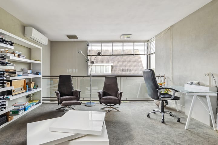 Photo 36 of IJsvogelstraat 9