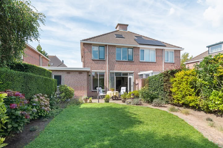 Foto 2 van Peter van Velpenlaan 23