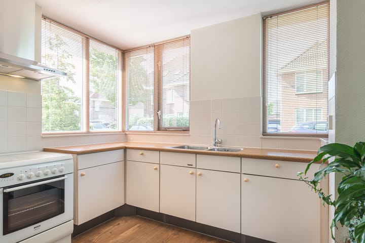 Foto 14 van Peter van Velpenlaan 23