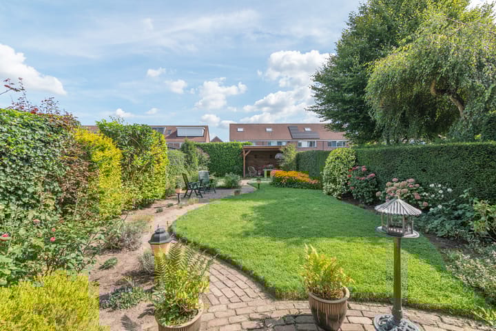 Foto 28 van Peter van Velpenlaan 23