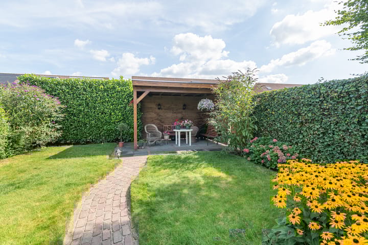 Foto 29 van Peter van Velpenlaan 23