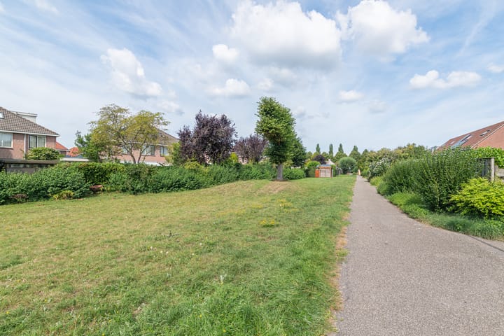 Foto 35 van Peter van Velpenlaan 23