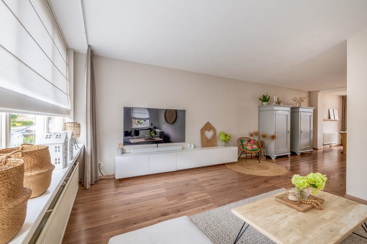 Foto 7 van Weegbree 13