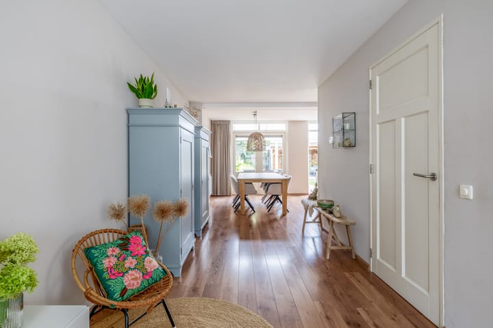 Foto 8 van Weegbree 13