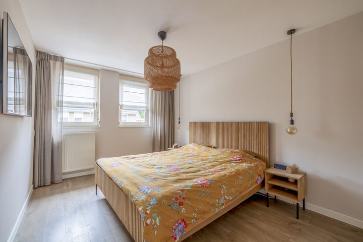 Foto 14 van Weegbree 13