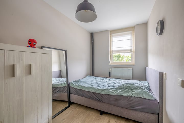 Foto 15 van Weegbree 13