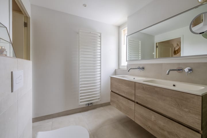 Foto 18 van Weegbree 13