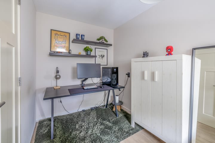 Foto 25 van Weegbree 13