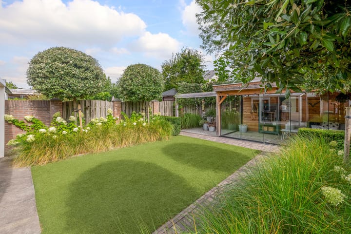 Foto 27 van Weegbree 13