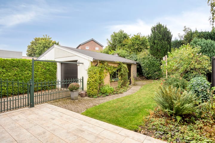 Foto 22 van Pasweg 74