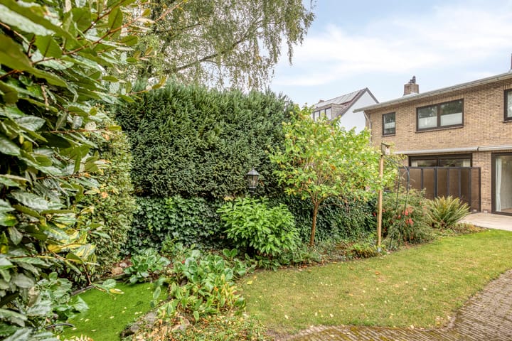 Foto 24 van Pasweg 74