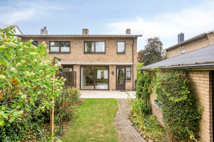 Foto 25 van Pasweg 74