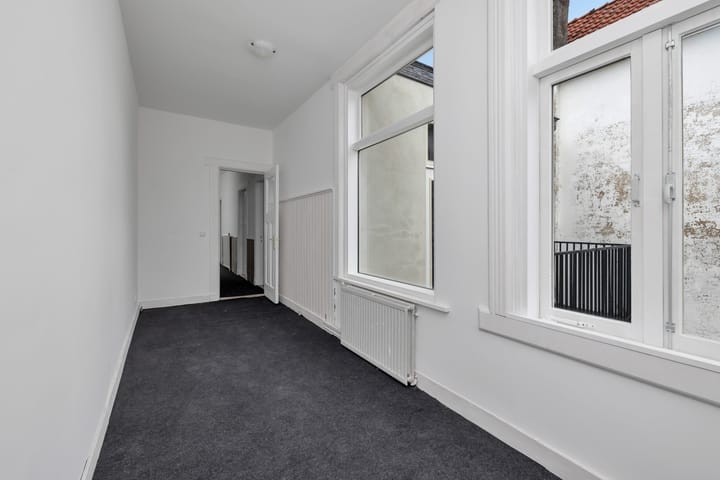 Foto 9 van Haarlemmerstraat 74