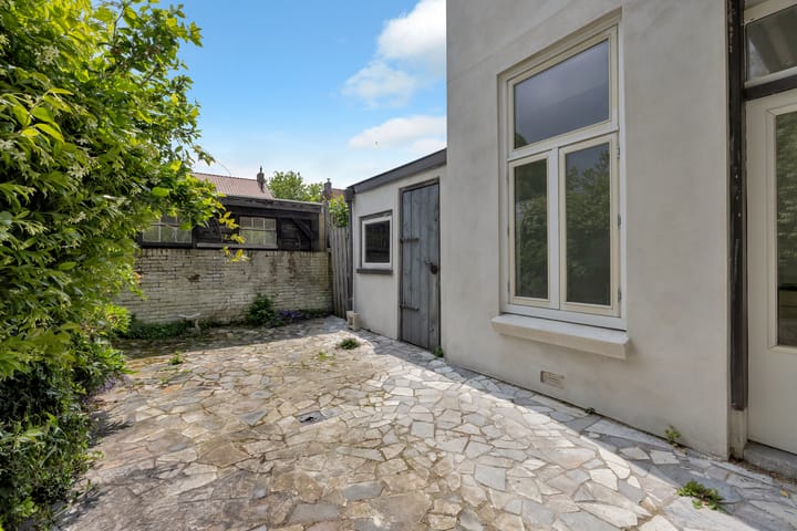 Foto 11 van Haarlemmerstraat 74